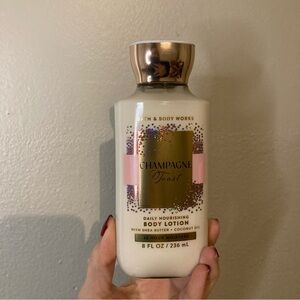 4/$10 - NEW B&BW Champagne Toast Body Lotion
